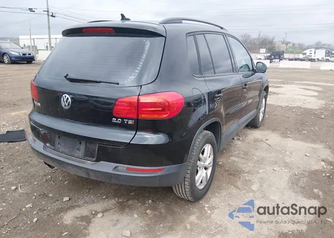 2015 Volkswagen Tiguan S z USA, uszkodzony, nr VIN WVGAV7AX8FW593022